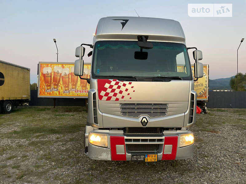 Тягач Renault Premium 2012 в Тячеві