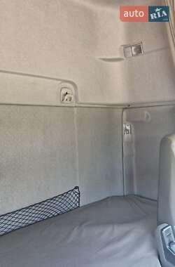 Тягач Renault Premium 2013 в 