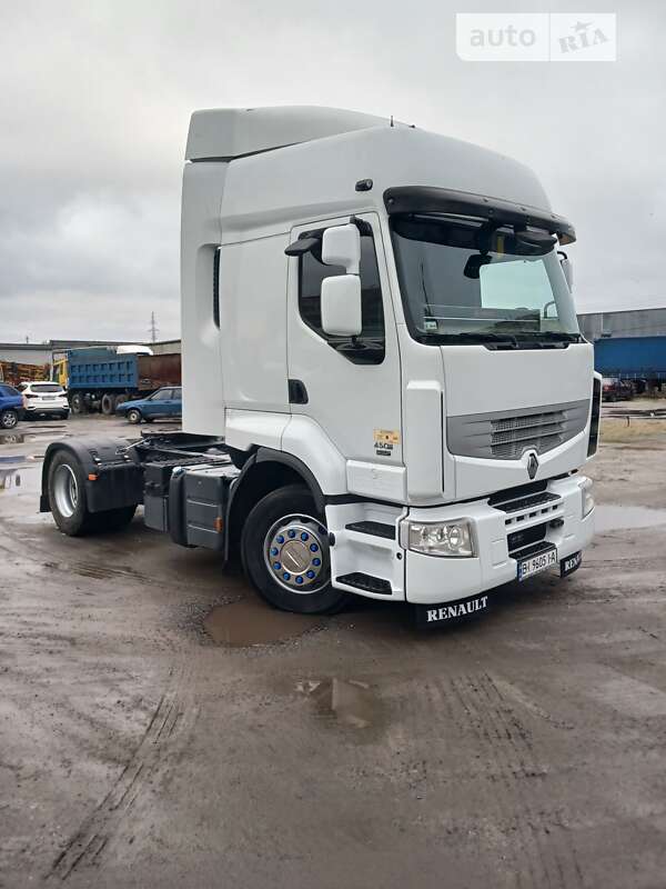 Тягач Renault Premium 2008 в 