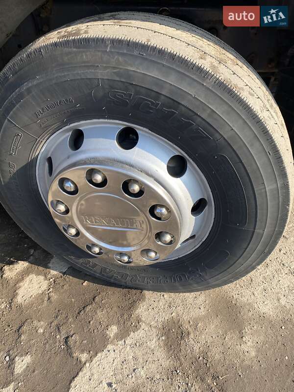 Тягач Renault Premium 2008 в Рівному