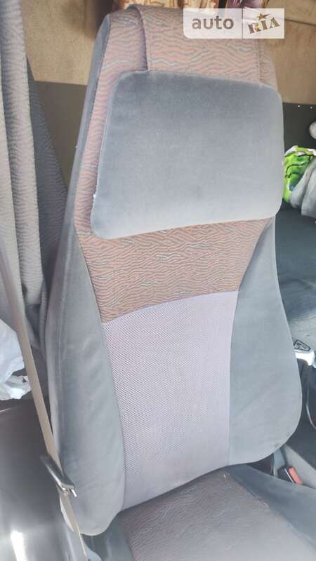 Тентований Renault Premium 2004 в Рівному