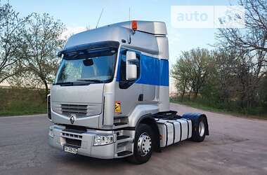 Тягач Renault Premium 2013 в Дубні