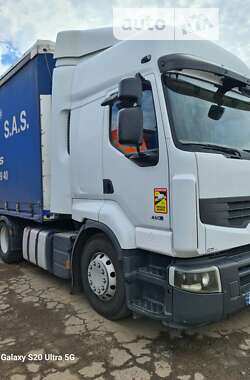Тягач Renault Premium 2011 в 