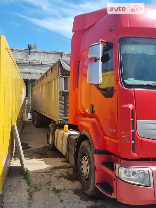 Тягач Renault Premium 2012 в Татарбунарах