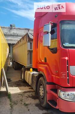 Тягач Renault Premium 2012 в 