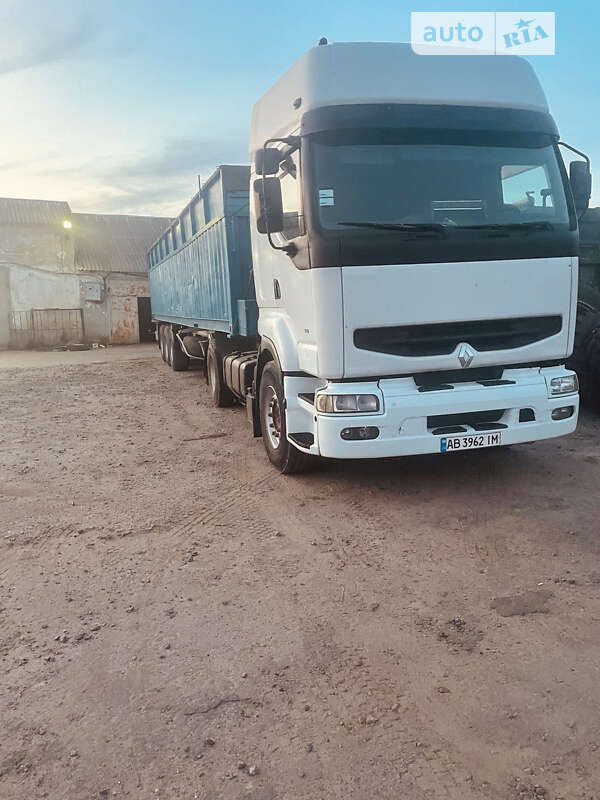 Тягач Renault Premium 2000 в Томашполе