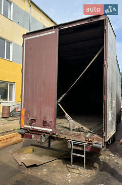 Тентований Renault Premium 2004 в 