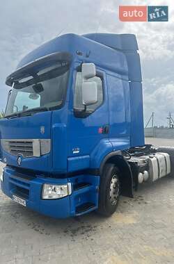 Тягач Renault Premium 2012 в Луцке