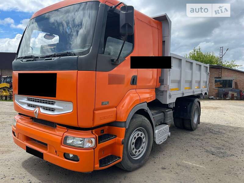 Самосвал Renault Premium 2004 в 