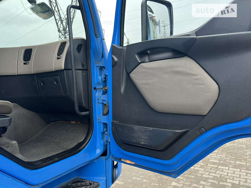 Тягач Renault Premium 2011 в Луцке