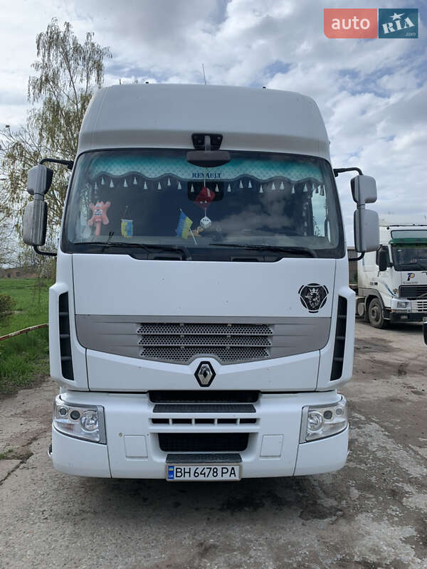 Тягач Renault Premium 2009 в Любашівці