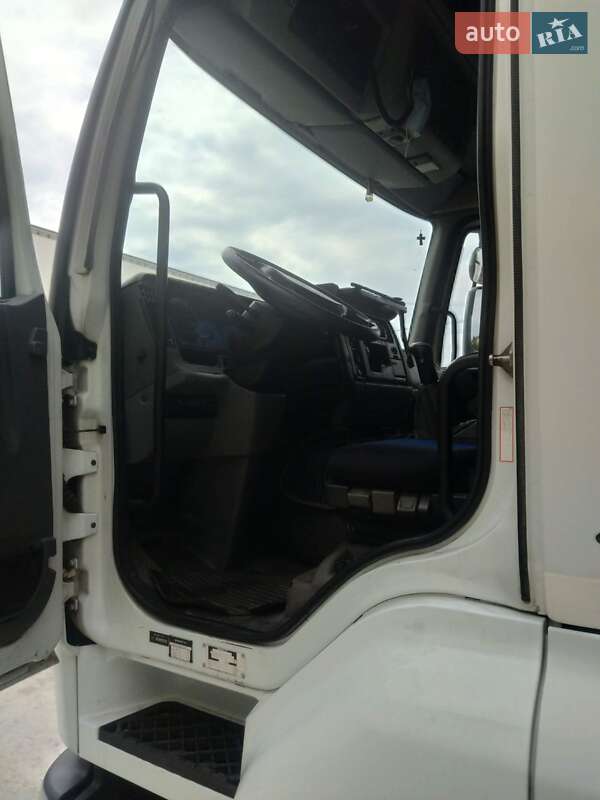 Тягач Renault Premium 2005 в Києві