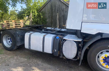 Тягач Renault Premium 2008 в 