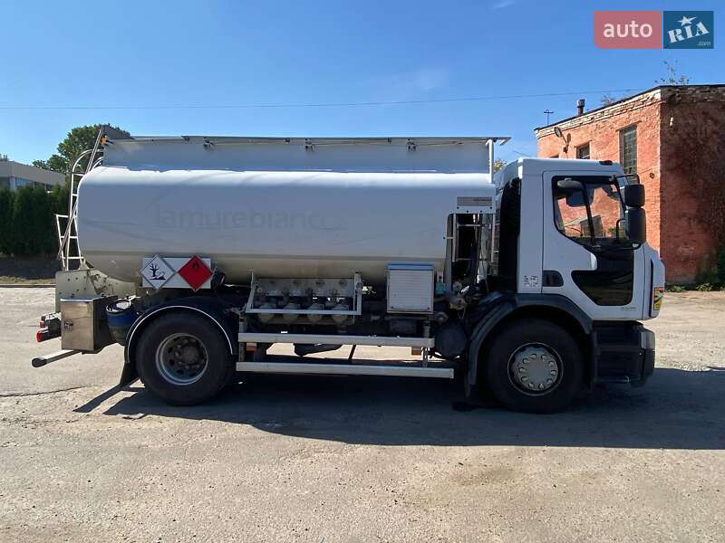 Бензовоз Renault Premium 2011 в Умани