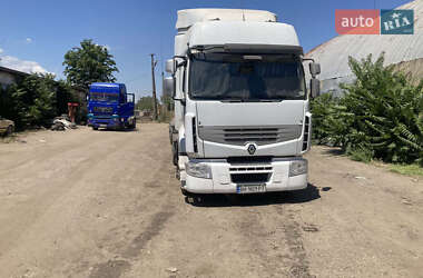 Тягач Renault Premium 2010 в 