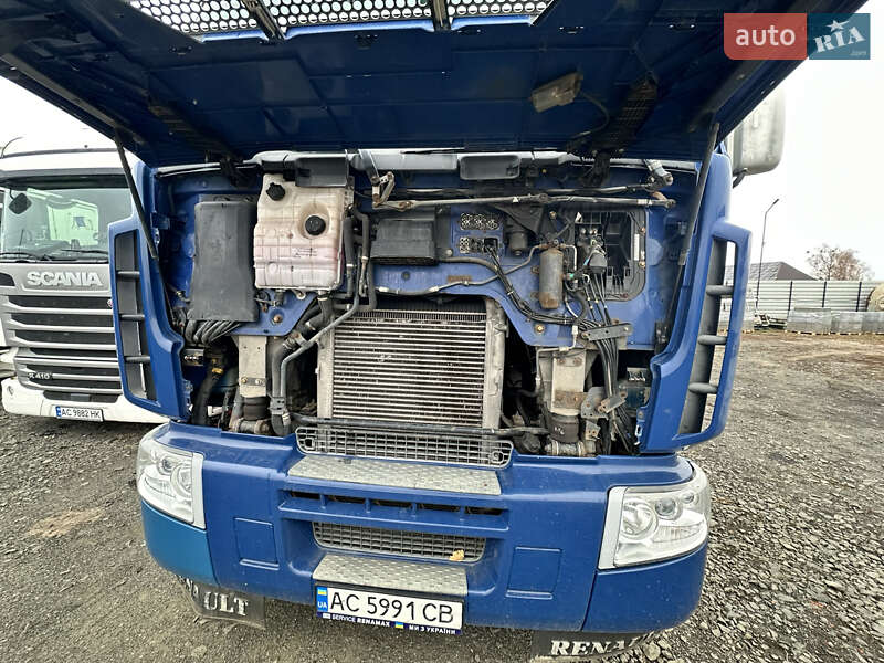 Тягач Renault Premium 2011 в Ратному