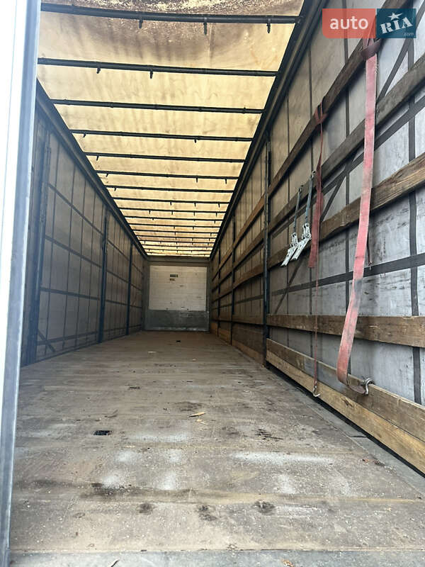 Тягач Renault Premium 2011 в Ратному