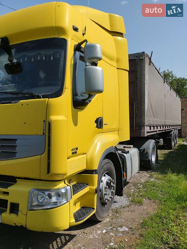 Тягач Renault Premium 2007 в Новой Басане