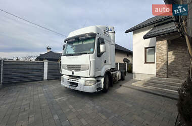 Тягач Renault Premium 2011 в Львові