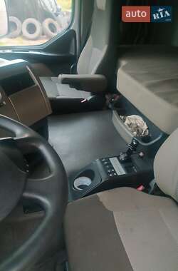 Тягач Renault Premium 2013 в 