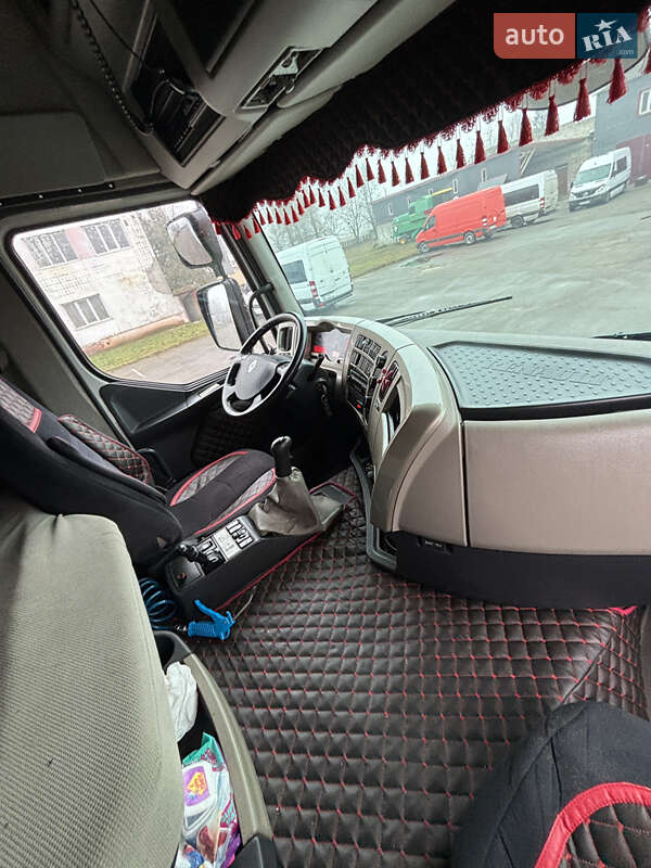Тягач Renault Premium 2008 в Березному