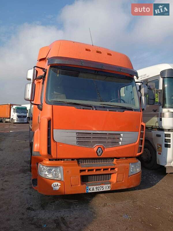 Тягач Renault Premium 2011 в Дніпрі