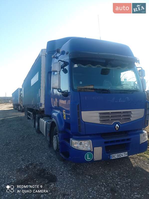 Тягач Renault Premium 2011 в Львові