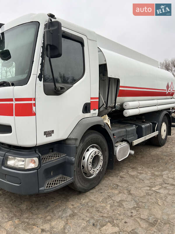 Бензовоз Renault Premium 2004 в Днепре