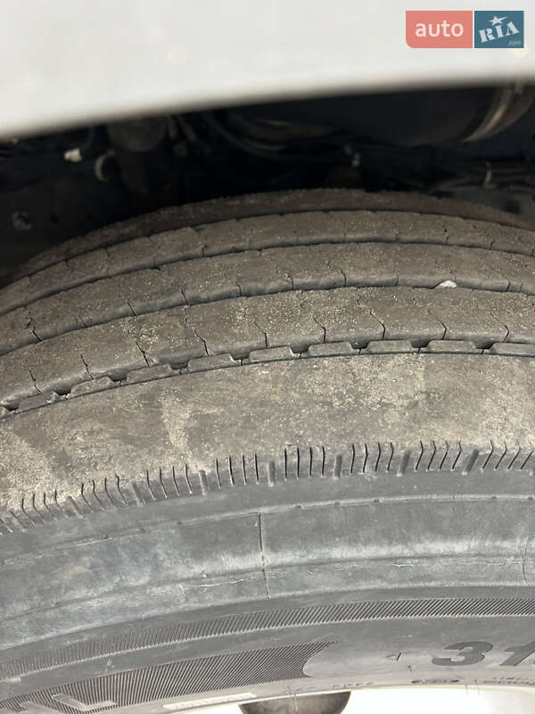 Бензовоз Renault Premium 2004 в Днепре