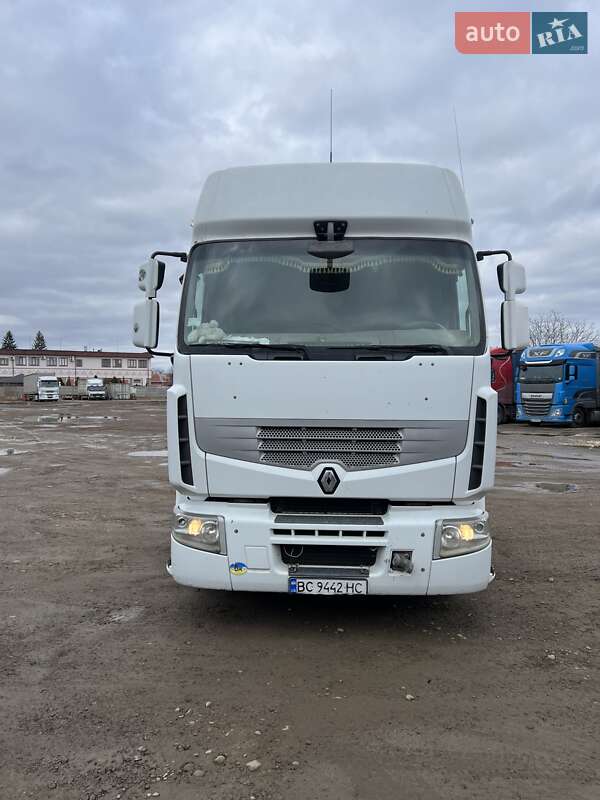 Тягач Renault Premium 2007 в Стрию