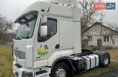 Тягач Renault Premium 2011 в 