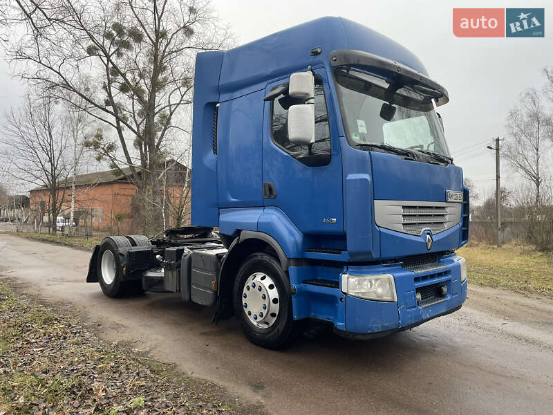 Другие грузовики Renault Premium 2011 в Коростене