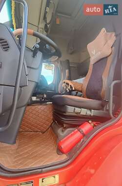 Тягач Renault Premium 2010 в 