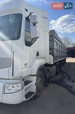 Тягач Renault Premium 2011 в 