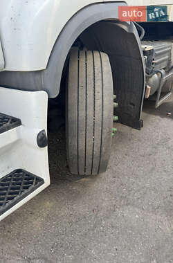 Тягач Renault Premium 2011 в 