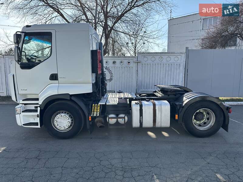 Тягач Renault Premium 2012 в Киеве