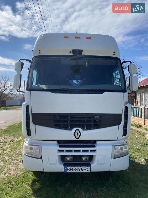 Renault Premium 2012