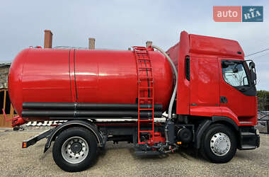 Машина ассенизатор (вакуумная) Renault Premium 2001 в 