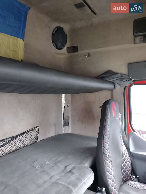 Тентований Renault Premium 2004 в Кривому Розі