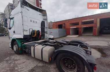 Тягач Renault Premium 2012 в 