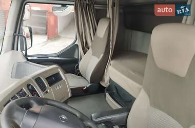 Тягач Renault Premium 2012 в 