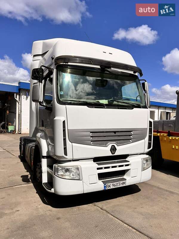 Тягач Renault Premium 2013 в Сарнах