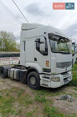 Тягач Renault Premium 2011 в Луцке