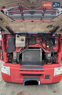 Тягач Renault Premium 2009 в Яворові