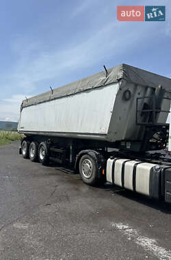 Тягач Renault Premium 2010 в 
