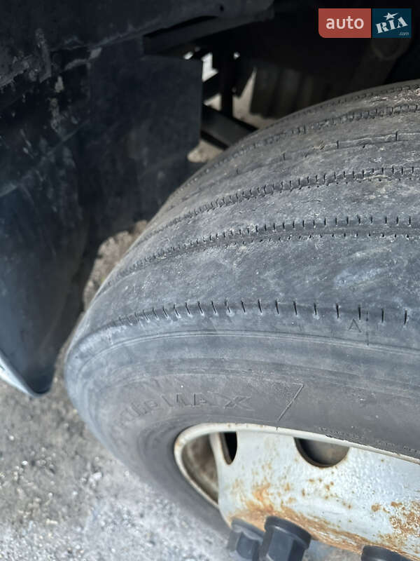 Тягач Renault Premium 2002 в Киеве