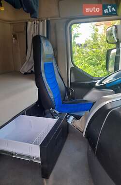 Тягач Renault Premium 2006 в 