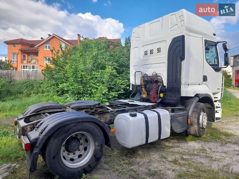 Тягач Renault Premium 2006 в Киеве