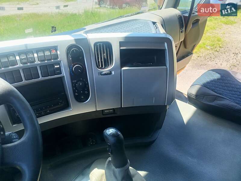 Тягач Renault Premium 2008 в Киеве