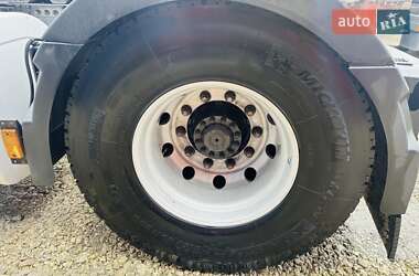 Тягач Renault Premium 2013 в 
